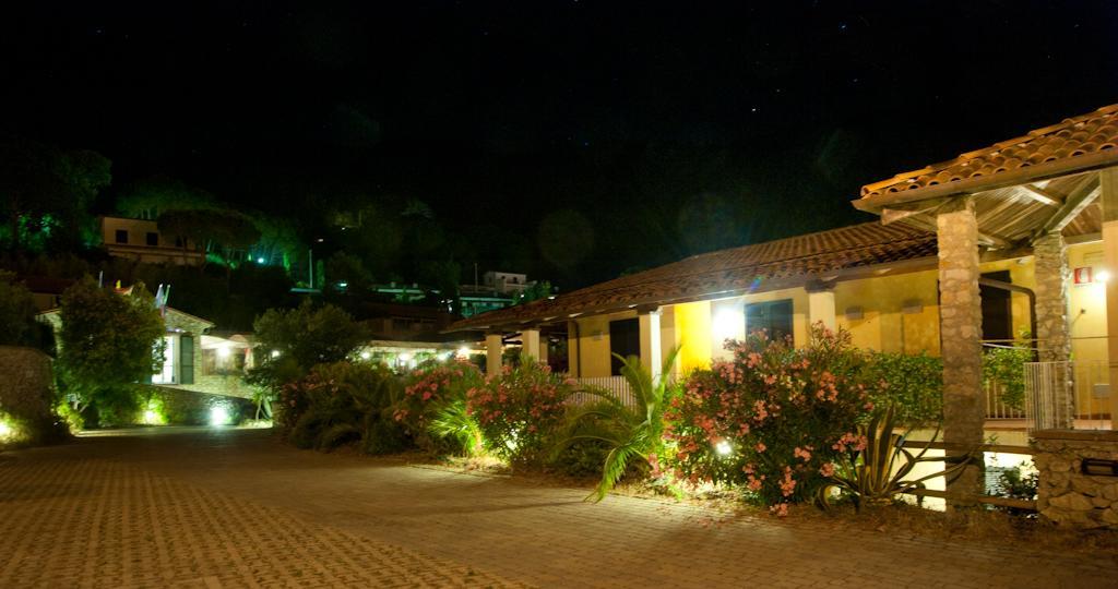 Nisportino Domus Aparthotel Nisporto ภายนอก รูปภาพ