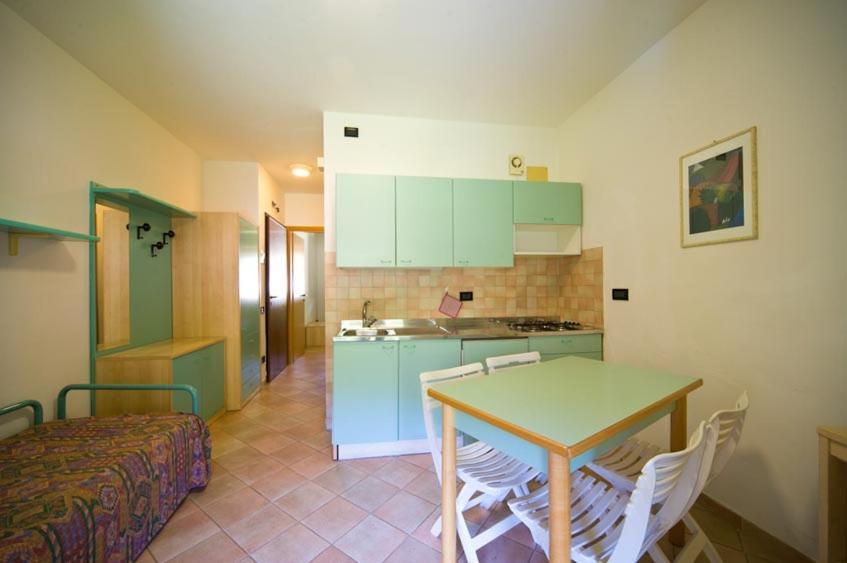 Nisportino Domus Aparthotel Nisporto ภายนอก รูปภาพ